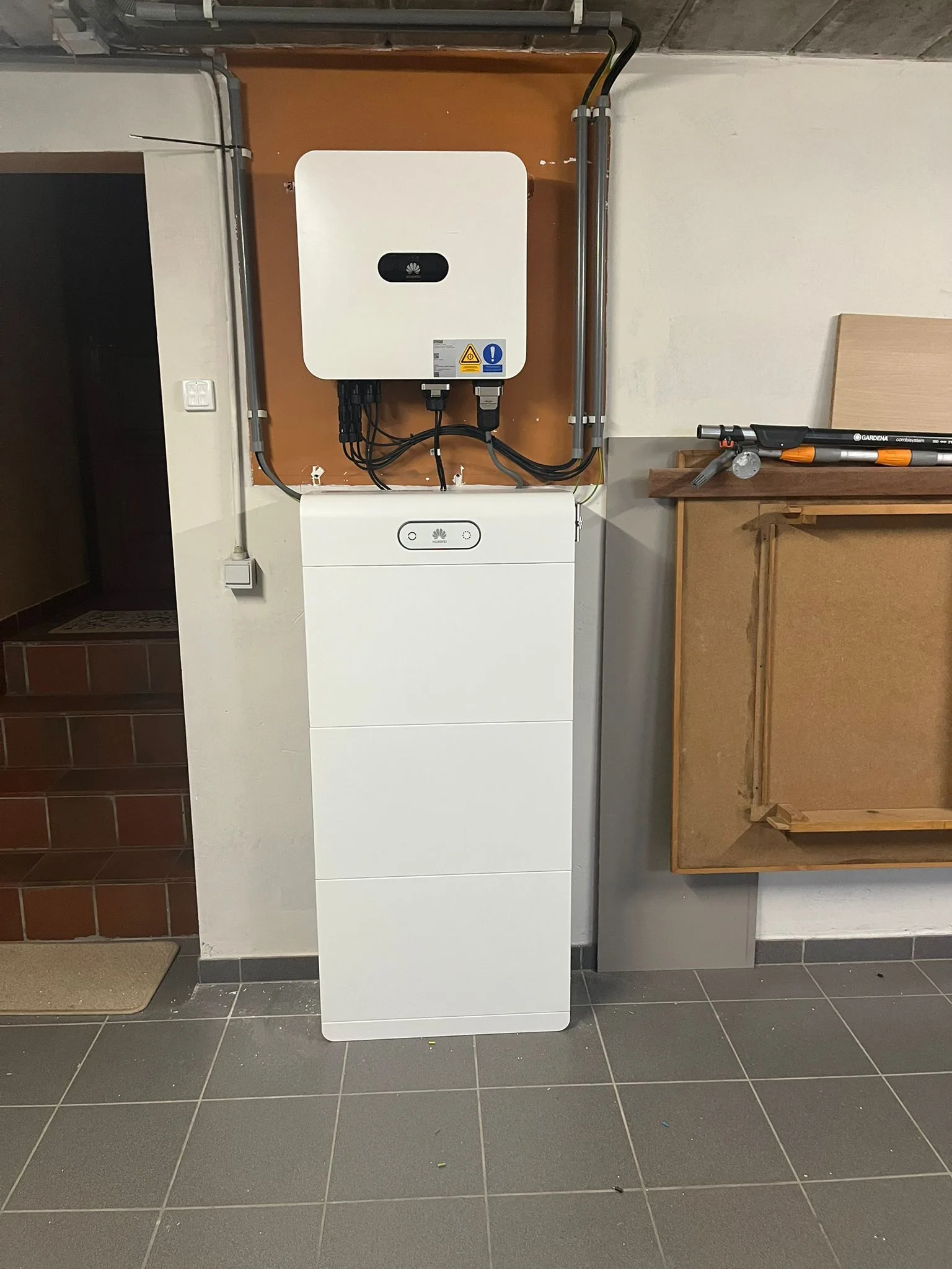 Huawei batterij + omvormer installatie (2025) door Solar Spirit
